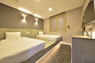 With U Hotel & Guesthouse - Sokcho - 2