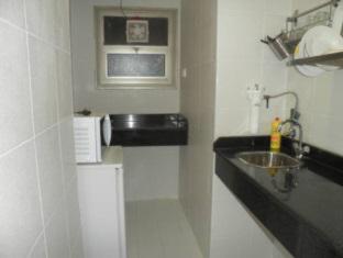 Marina Royal Hotel Suites - Kuwait - 5