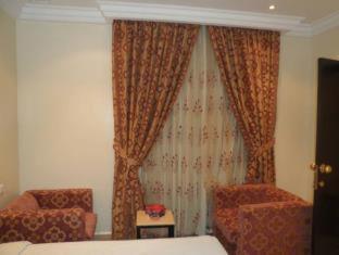 Marina Royal Hotel Suites - Kuwait - 2