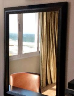 Belaire Suites Hotel - 7