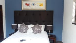 House on Morninghill - 4
