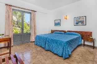 Boutique Hotel Oriola - Cala de Sant Vicent - 7