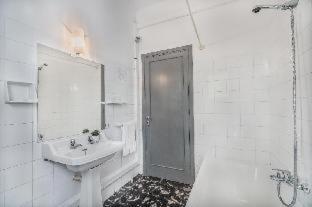 Boutique Hotel Oriola - Cala de Sant Vicent - 5