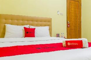 RedDoorz Syariah @ Puri Kalijaga Street - Cirebon - 9