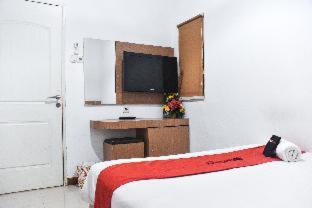 RedDoorz at Pengayoman Panakkukang 2 Makassar - 2