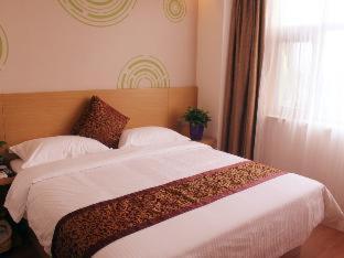 GreenTree Inn Tianjin Xiqing District Xiuchuan Road Sunshine 100 - Tianjin - 9