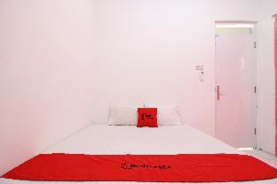 RedDoorz near Terminal Tirtonadi - Solo - 6