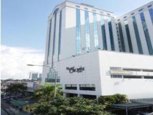 Crystal Crown Hotel JB - 9