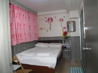 Majestic 7 Guesthouse (formerly KAT Hotel) - Hong Kong - 8