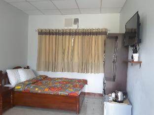 Cave Beach Resort Boutique Luxury Accomodation - Dingalan - 4