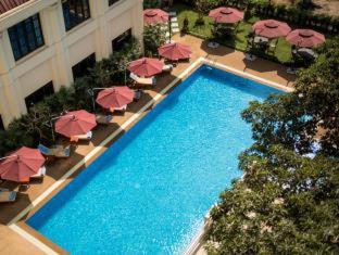 Rose Garden Hotel - 2