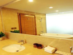 Shenzhen Baoan PLUS Gems Cube Hotel - 7