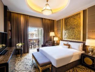 Ezdan Palace Hotel - Doha - 9