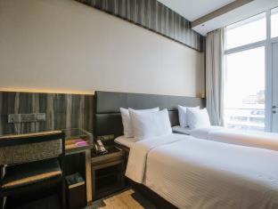 Aqueen Hotel Paya Lebar - 6