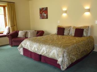 Harrogate Gardens Motel - 2