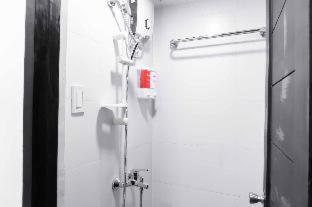 RedDoorz Plus at MM Hotel Las Pinas former RedDoorz Plus Near Bamboo Organ - Manila - 6