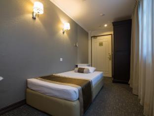 The Inn at Temple Street - 8