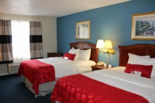 Cottonwood Suites Savannah Hotel & Conference Center - Savannah - 4