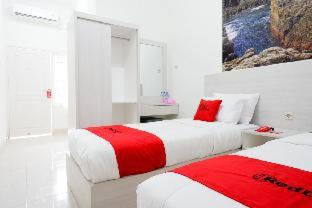 RedDoorz near Mataram University - Mataram - 7