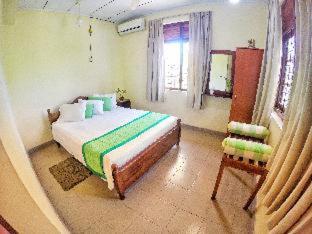 Villa Sarakkuwa - Pamunugama - 9