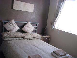 MyRoomz New Discovery Hotel - 4
