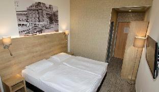 City Hotel Ring - Budapest - 8
