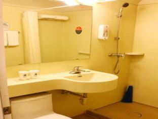GreenTree Inn Inner Mongolia Chifeng Linxi Ronglin Homeland Express Hotel - Linxi - 6