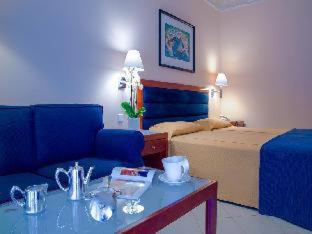 Mediterranean Hotel - 7