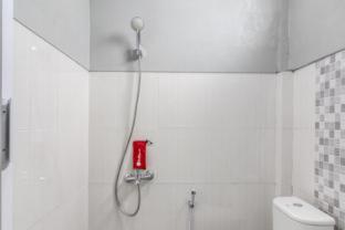 RedDoorz at Berlian Homestay Malioboro Yogyakarta - Yogyakarta - 4