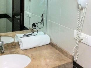 Hollywood Inn Boutique Hotel - 3