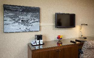 Coast Gateway Hotel - SeaTac - 8