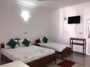 Oasis Beach Resort - Negombo - 9