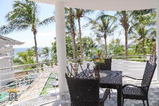 J&R Residence - 4