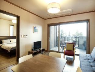 Jeju Eco Suites - 8