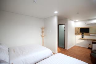 ZIYOLK Seoul Station - 8