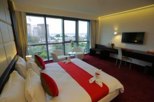 GHS Hotel - 1