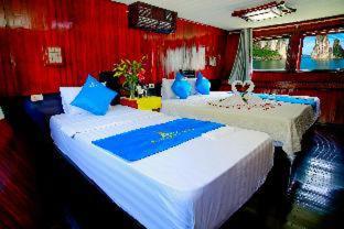 Sunlight Boutique Cruise - Cat Ba island - 2