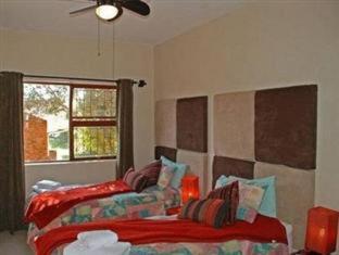 Bluewater Beachfront Guest House - Port Elizabeth - 4