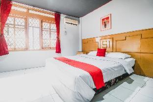 RedDoorz Plus near RSCM Jakarta - 9