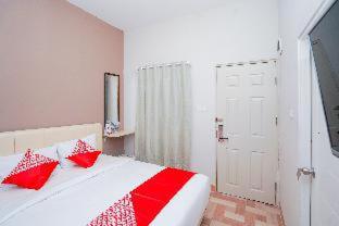 Urbanview Hotel Syariah Near Gelora Delta Sidoarjo - Sidoarjo - 1