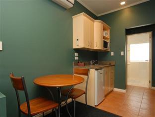 Shoreline Motel - Napier - 9