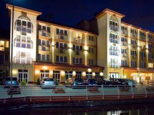 Airport Hotel Budapest - Vecsés - 9