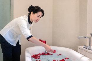 Huaqiang Plaza Hotel Shenzhen, Enjoy Complimentary Mini Bar & Night Snack, Add breakfast - enjoy complimentary afternoon tea - Shenzhen - 1