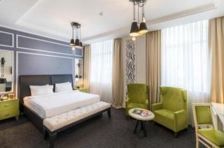 Dondar Hotel Formula 1 View - 9