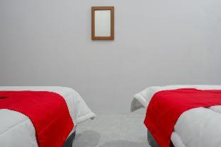 RedDoorz Plus at Hotel Lestari Karema Mamuju - 8