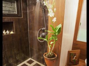 Thanakha Inle Hotel - 1