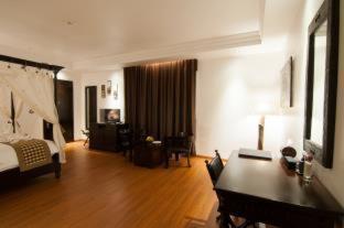 La Rose Suites - 8