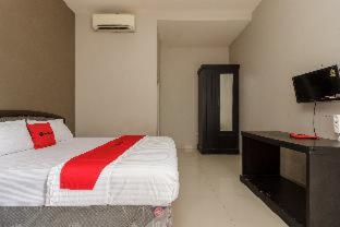 RedDoorz Syariah near Taman Air Mancur Bogor - Bogor - 8