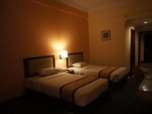 Tyng Garden Hotel - 3