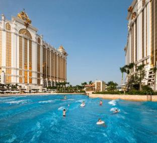 Broadway Hotel - Macau - 1